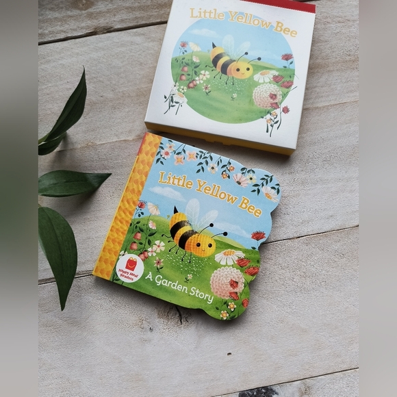 McDonald's Happy Meal Readers 2024 Little Bee A Garden Story Board Book New - Picture 3 of 4